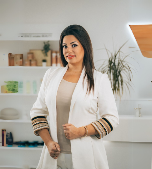 Dr. Tijana